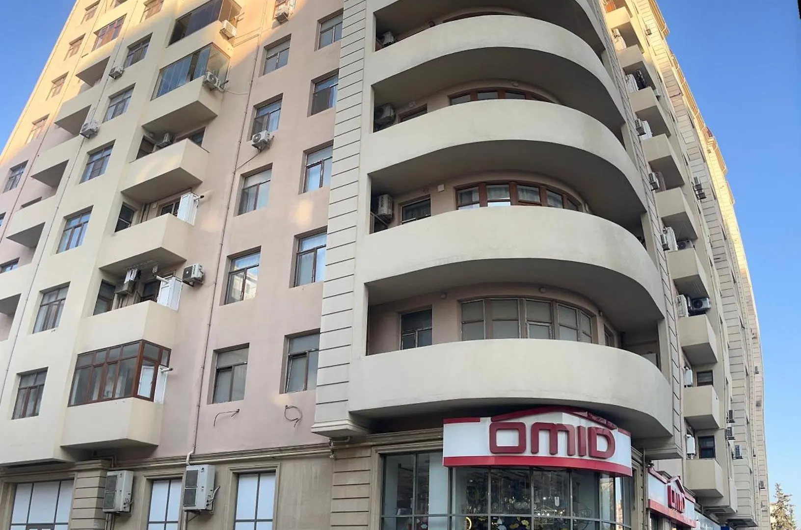 Halal Comfortable Apartament Baku 0*,